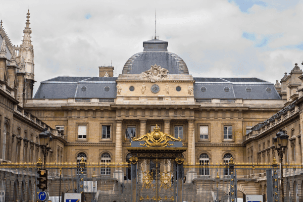 Iconic Paris Walk: A Self-Guided Tour — image 2