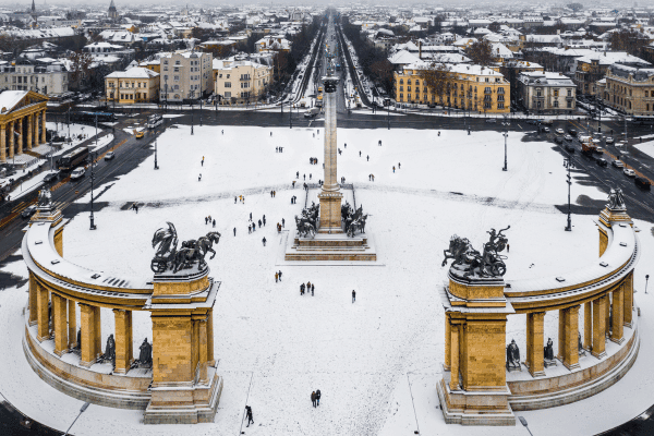 Budapest Christmas Self Guided Walking Tour