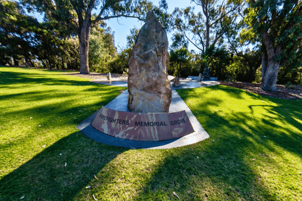 Perth Forest to Foreshore Self Guided Walking Tour — image 5