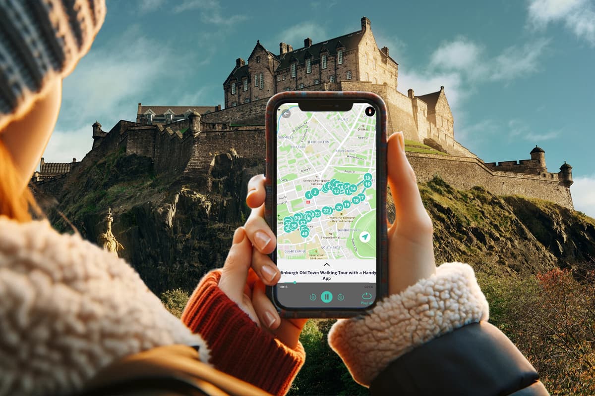 Edinburgh Old Town Walking Tour with a Handy App — image 4
