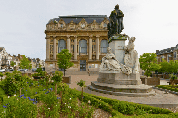 Calais City Self Guided Walking Tour