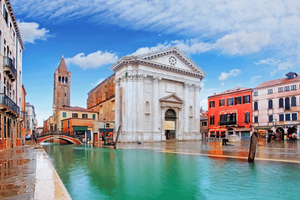 Spooky Venice: Self-Guided Haunted Walking Tour