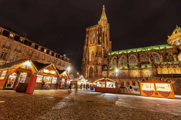 Tour a piedi autoguidato della magia natalizia di Strasburgo — image 3