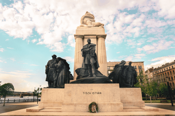 Budapest Christmas Self Guided Walking Tour — image 4