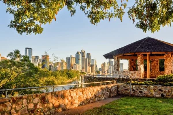 How the Brisbane River Shaped the City: Settlement, Floods and a Changing Waterfront