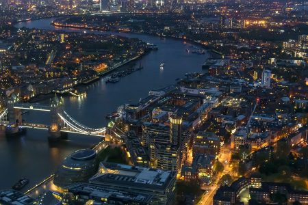 The Ultimate Guide to London Christmas Lights Walking Tour