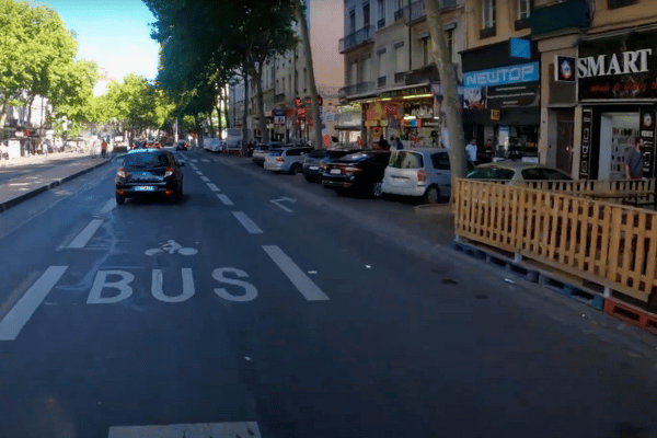 9, Cours Gambetta