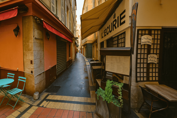 The False Door—La Porte Fausse