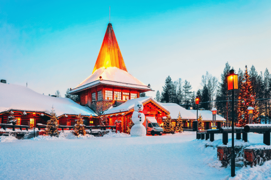 Visita a pie autoguiada por el pueblo de Papá Noel en Rovaniemi
