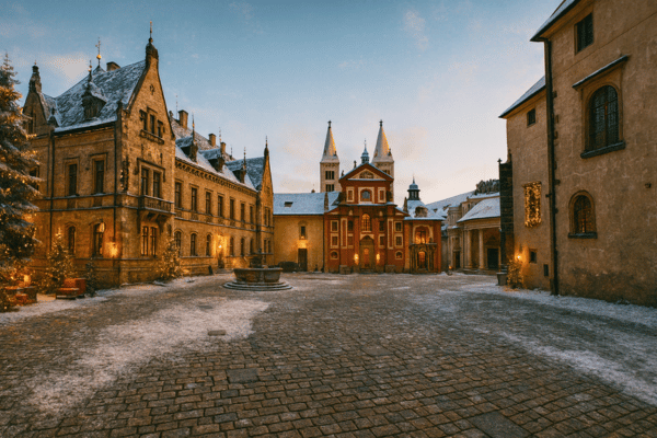 Náměstí U Svatého Jiří 