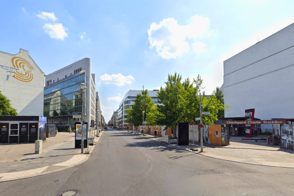 Checkpoint Charlie & BlackBox Cold War
