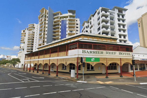  Barrier Reef Hotel