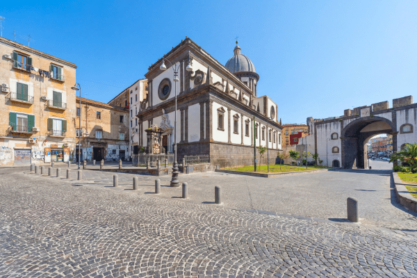Piazza Enrico De Nicola