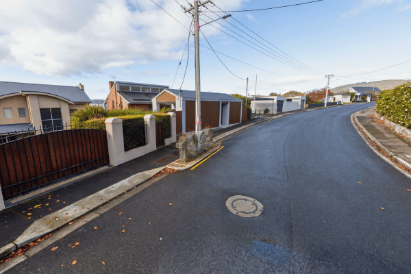 1923 Battery Point Sculpture trail 