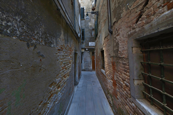 From Gossip to Detective